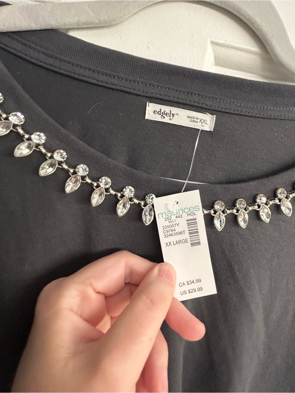 Maurices Gray Tee with Jewel Trim NWT XXL - Picture 2 of 4